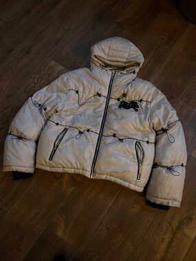 Puffer Jacket with Hood - Beige - Unknown Brand